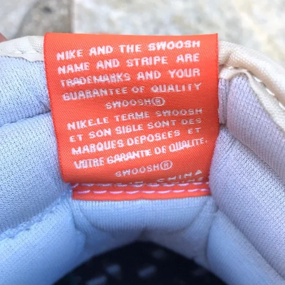 Air Jordan 1 Retro High OG 'Shattered Backboard Away' - Picture 16 of 17